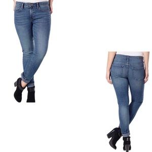Calvin Klein Slim Boyfriend Jeans